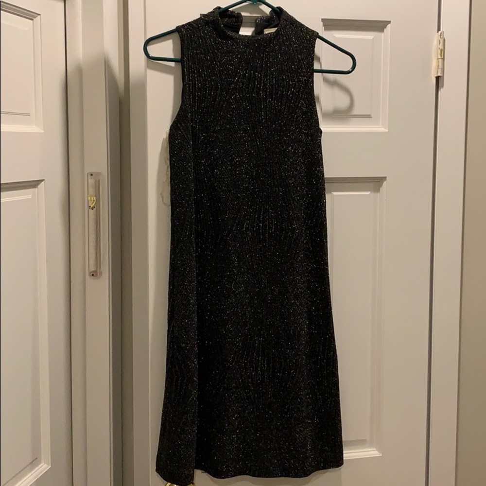 Shiney black dress